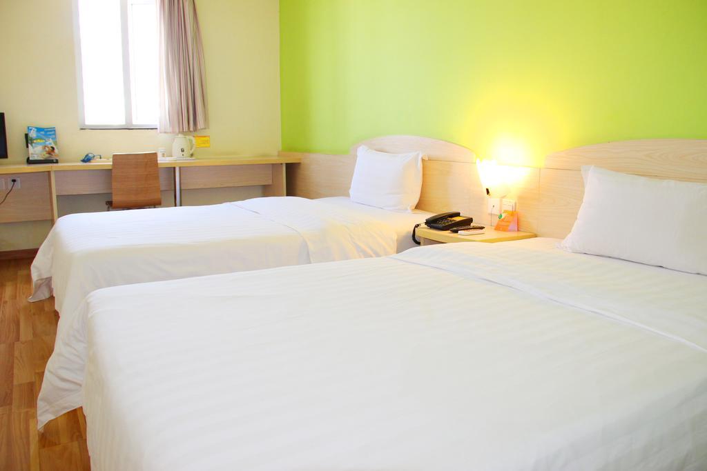 7Days Inn Beijing Liujiayao Station Exteriör bild