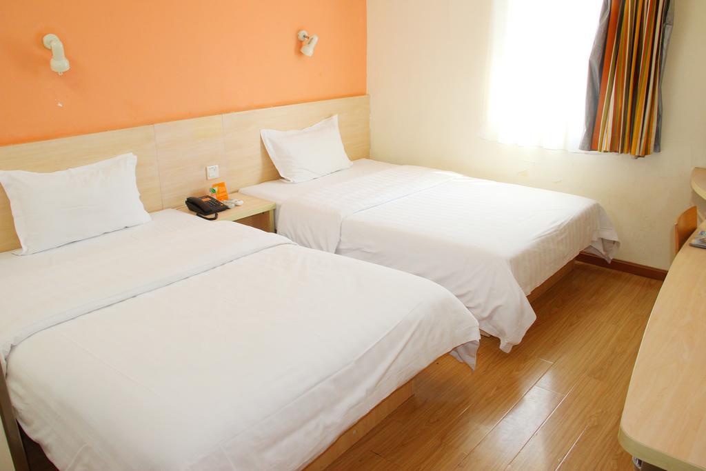 7Days Inn Beijing Liujiayao Station Exteriör bild