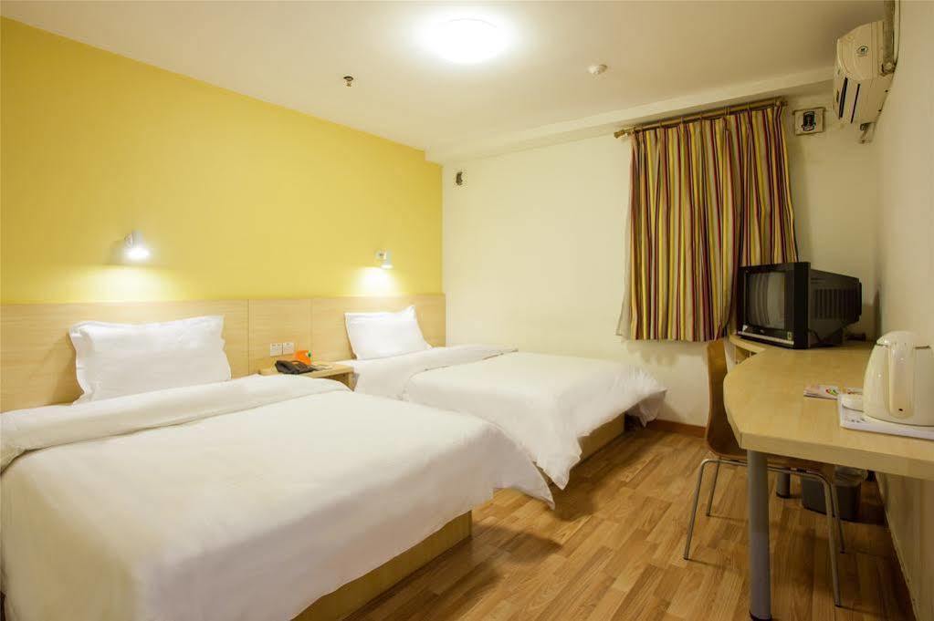 7Days Inn Beijing Liujiayao Station Exteriör bild